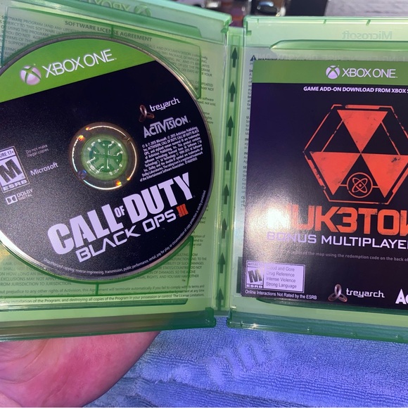 Black Ops 3 Xbox One - Picture 2 of 3